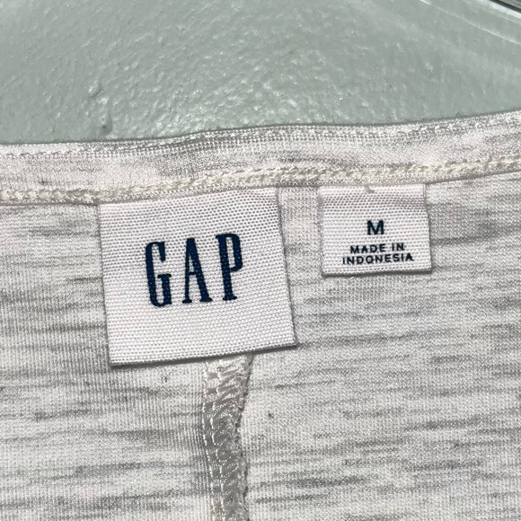 Gap size medium soft white and grey dress - Picture 4 of 12